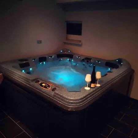 Au Calme Avec Piscine Et Jacuzzi